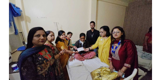 एसिड अटैक पीड़िता को मिला सामाजिक संस्थानों का सहयोग, 51 हजार की आर्थिक मदद